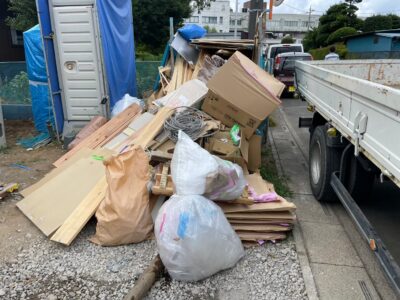 新築工事に伴う産業廃棄物回収