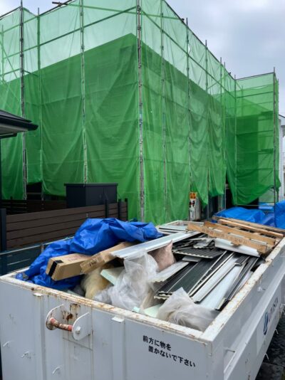 新築工事に伴う産業廃棄物回収