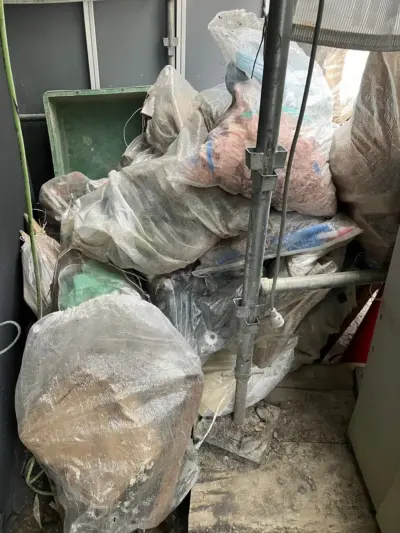 産業廃棄物回収