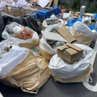 産業廃棄物回収