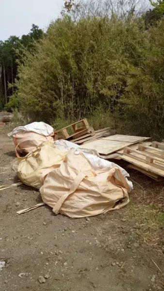 産業廃棄物回収