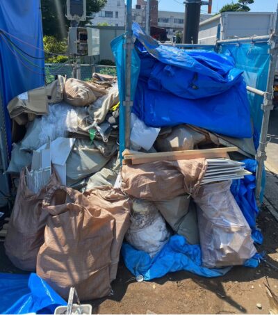新築工事に伴う産業廃棄物回収