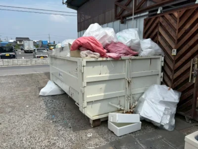 産業廃棄物回収