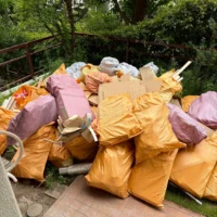 産業廃棄物回収