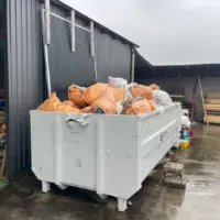 産業廃棄物回収