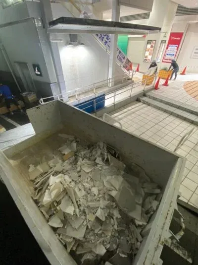 産廃回収のごみ